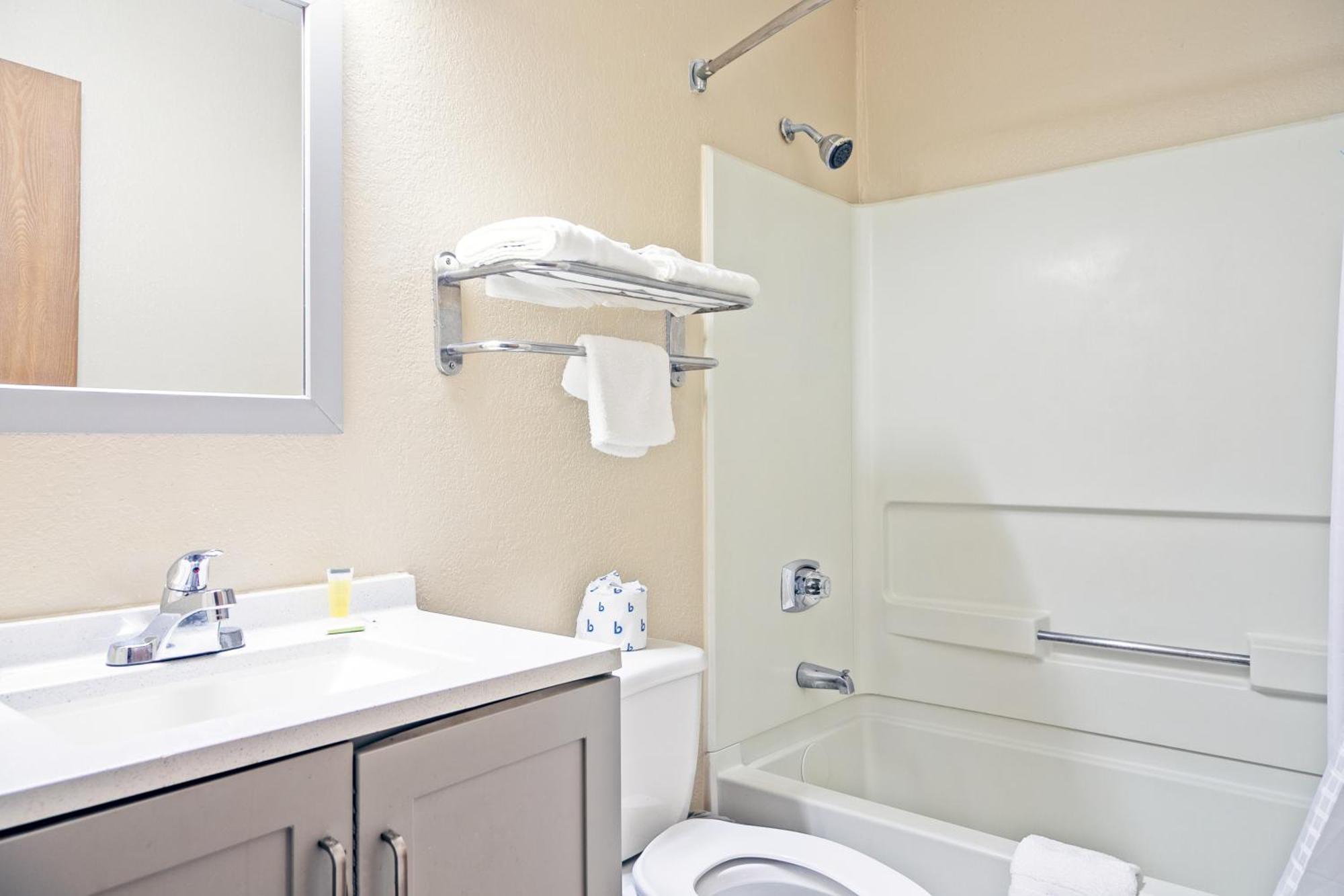 Super 8 By Wyndham Augusta Ft Eisenhower Area מראה חיצוני תמונה